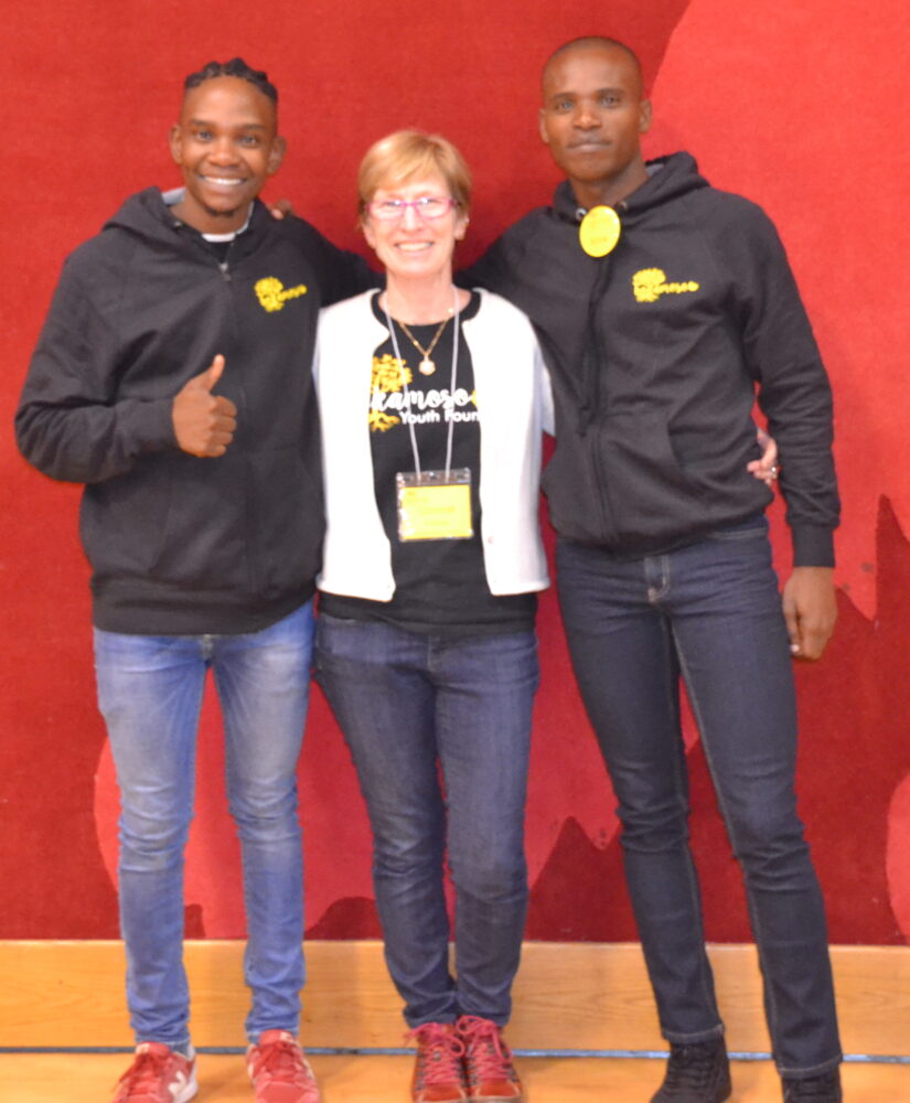 Foundation President Connie Sullivan with Tshepo Seabi (l) and Steve Baloyi (r), both members of the Bokamoso Centre staff.